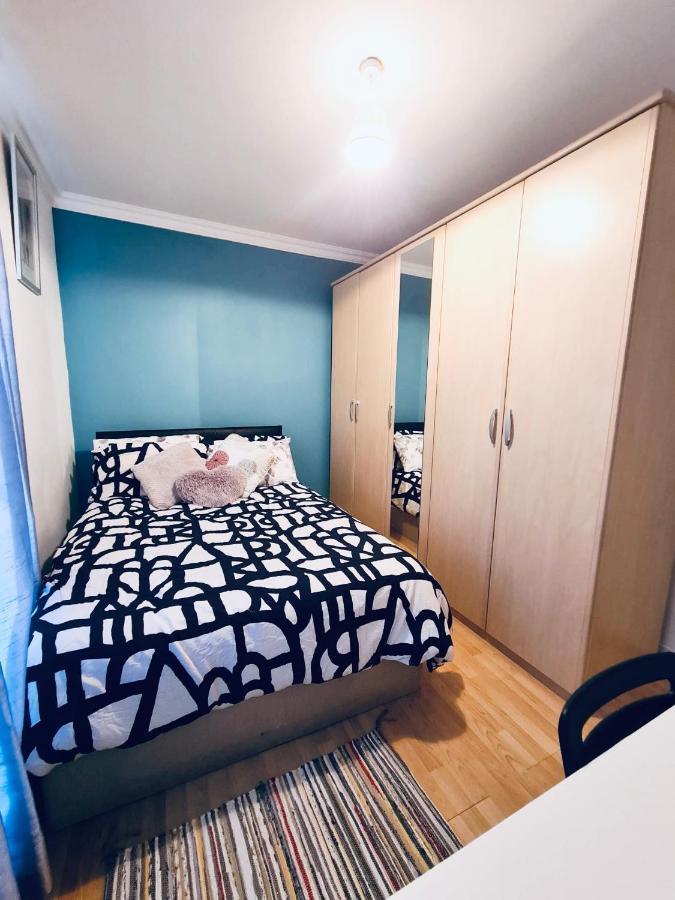 Stunning 3 Bedroom Flat In Stockwell London Bagian luar foto