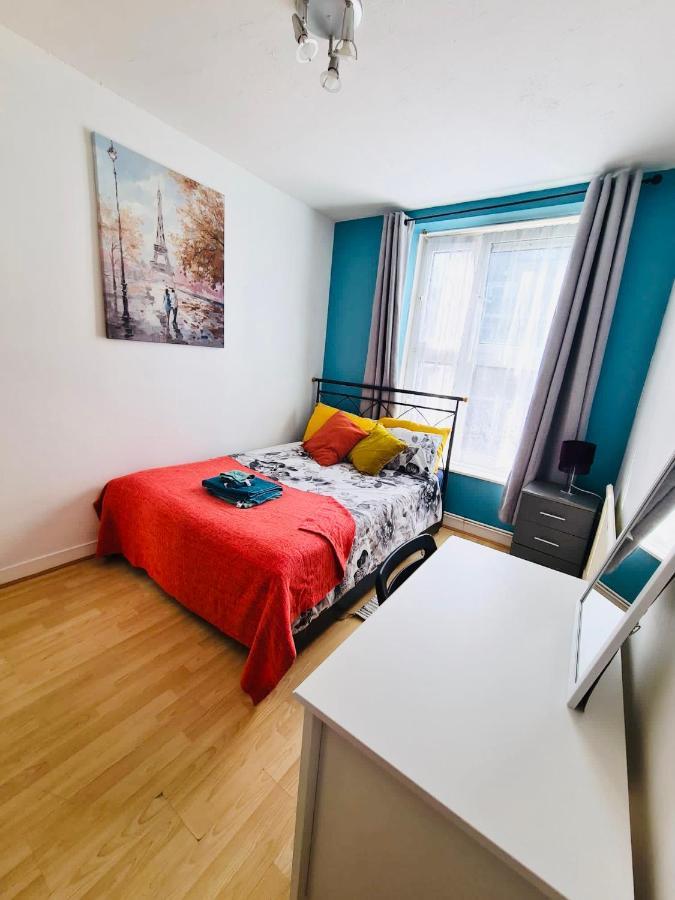 Stunning 3 Bedroom Flat In Stockwell London Bagian luar foto