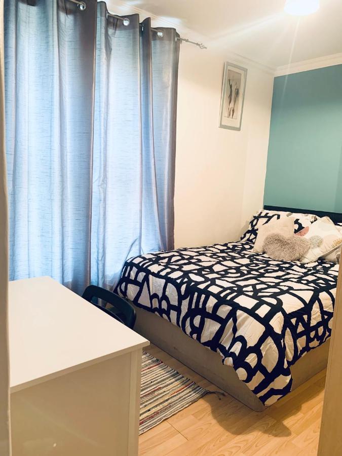 Stunning 3 Bedroom Flat In Stockwell London Bagian luar foto